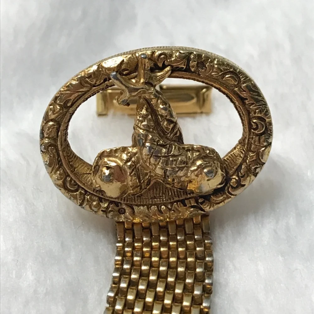 Mismatched Vintage Zodiac Mens Cufflinks Pisces Virgo Gold-Tone